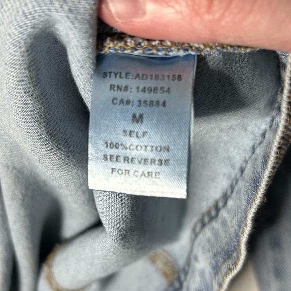 Sadie & Sage puffed sleeve denim cropped jacket - light wash - size medium EUC - Picture 7 of 10